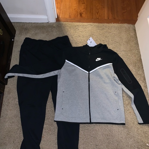 nike tech black pants